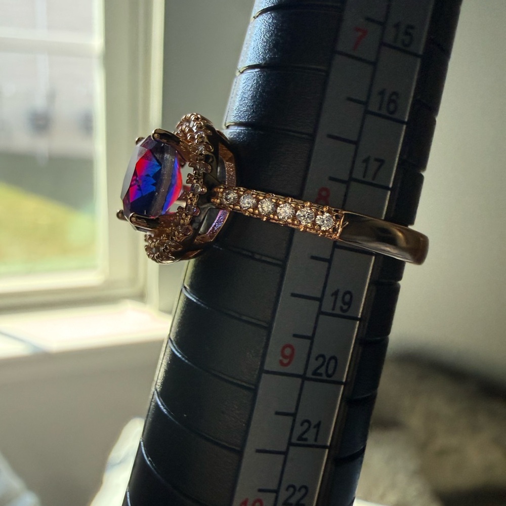 NEW! Pretty Bird Jewelry Gold Halo Ring with Pink Purple Center Stone size 8 - Picture 12 of 16